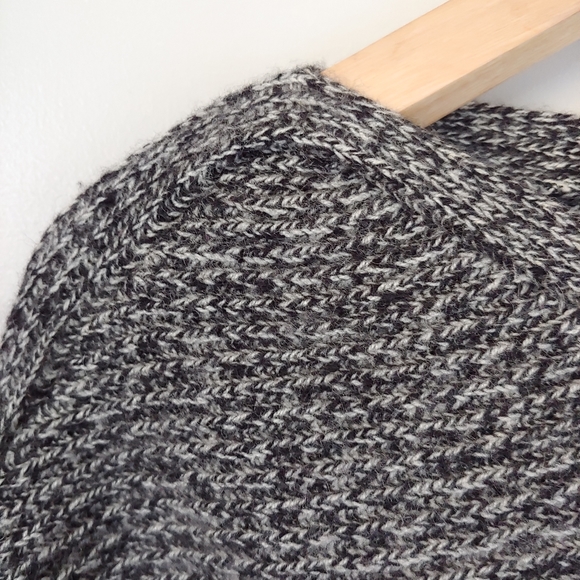 Aritzia Babaton Avery Rib Knit Sweater Wool Cashmere Size X Small - Picture 10 of 14